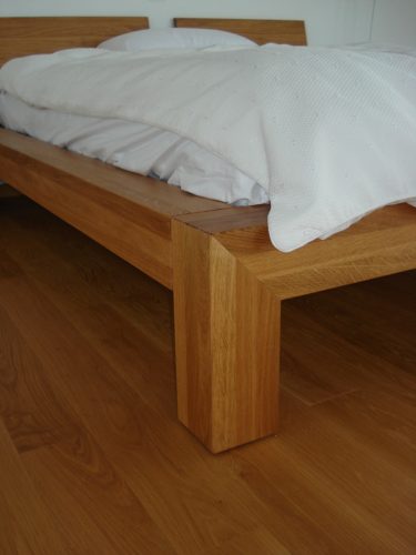Bett-in-Eiche