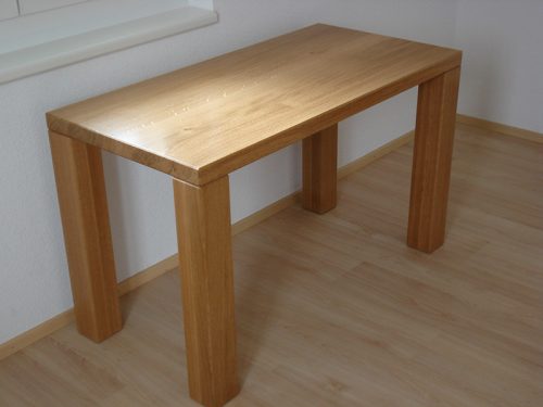 Massivholztisch
